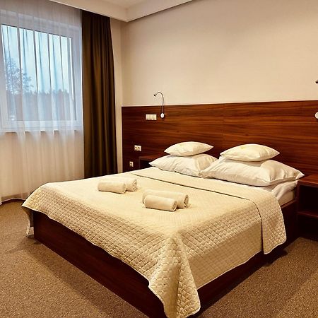 Hotel Rubin Stara Blotnica Exterior foto