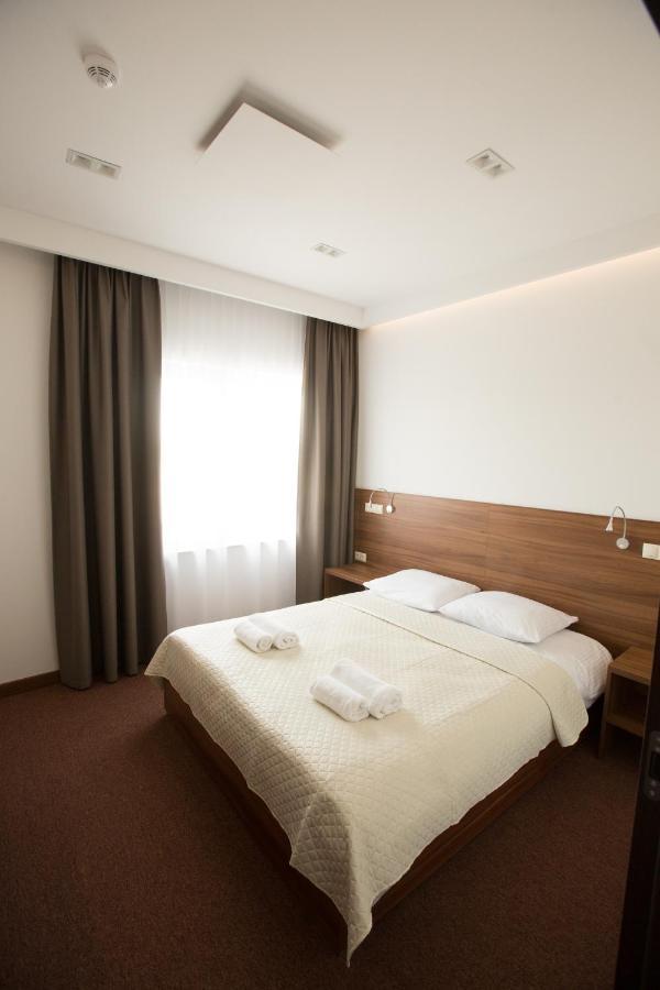 Hotel Rubin Stara Blotnica Exterior foto